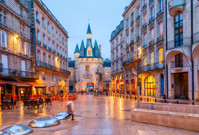 Place du Palais bordeaux