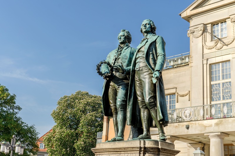 statua goethe e schiller