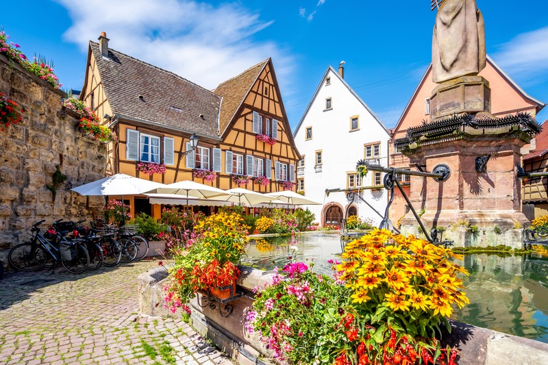 Eguisheim piazza