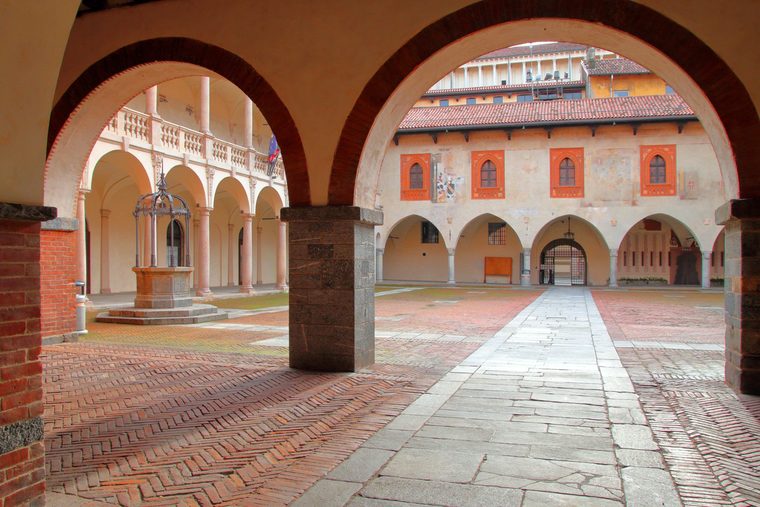 Broletto di Novara